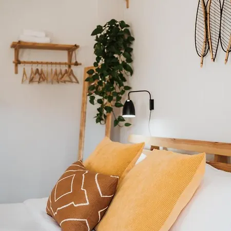 Kodu - Spacious 2 Storey Coastal With Balcony, Sea View, Garden & Bbq Appartement Santo Isidoro