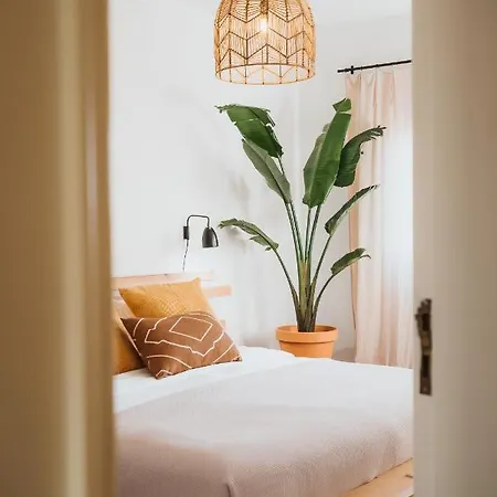 Kodu - Spacious 2 Storey Coastal With Balcony, Sea View, Garden & Bbq Apartamento Santo Isidoro